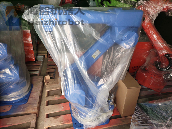 六軸機器手臂待出機 6關(guān)節(jié)型機器人