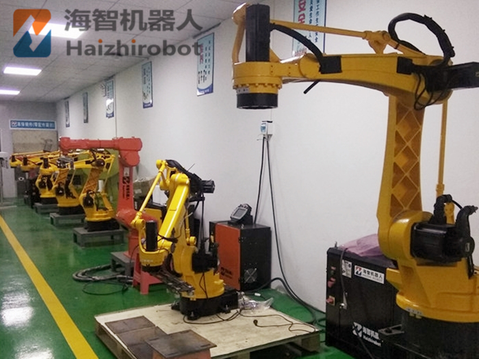 沖壓機機械手 海智新訂單沖床自動工作站！